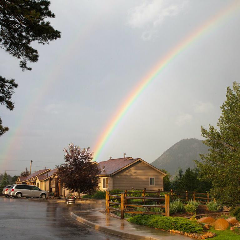 Beaver Brook On The River Hotel Estes Park Exterior photo