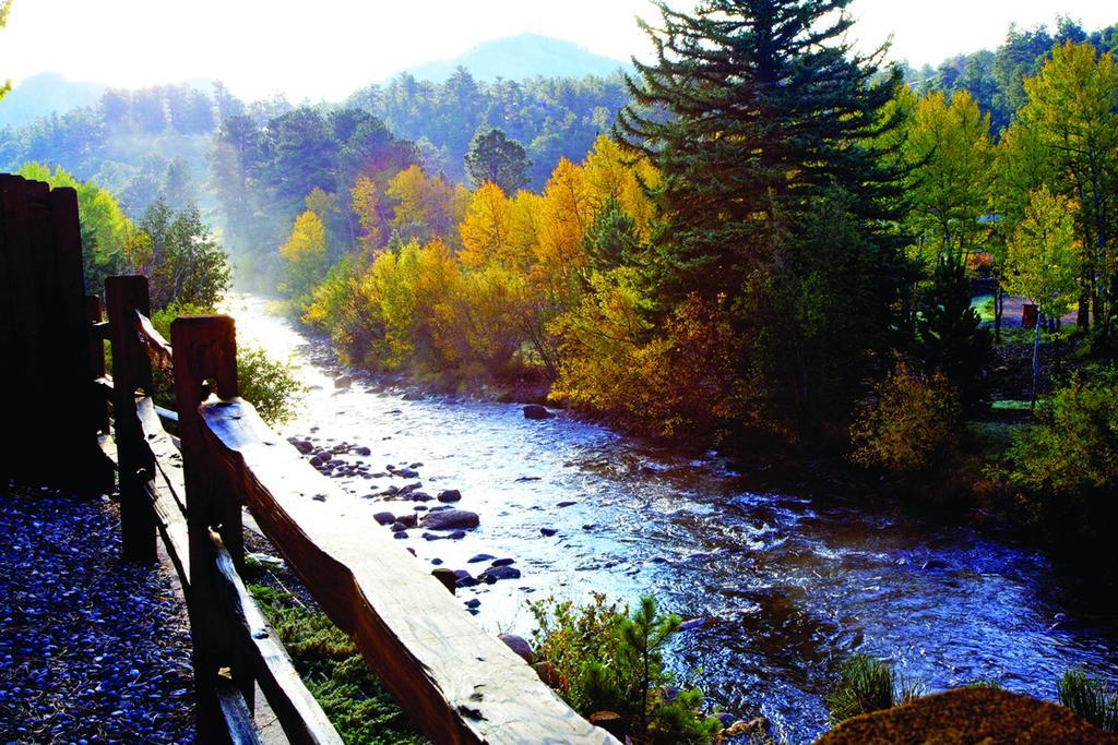 Beaver Brook On The River Hotel Estes Park Exterior photo